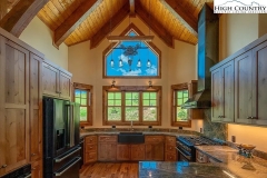 latsios-hybrid-home-in-banner-elk-nc_09