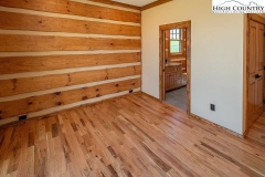 latsios-hybrid-home-in-banner-elk-nc_14