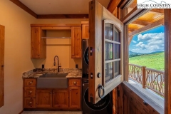latsios-hybrid-home-in-banner-elk-nc_25